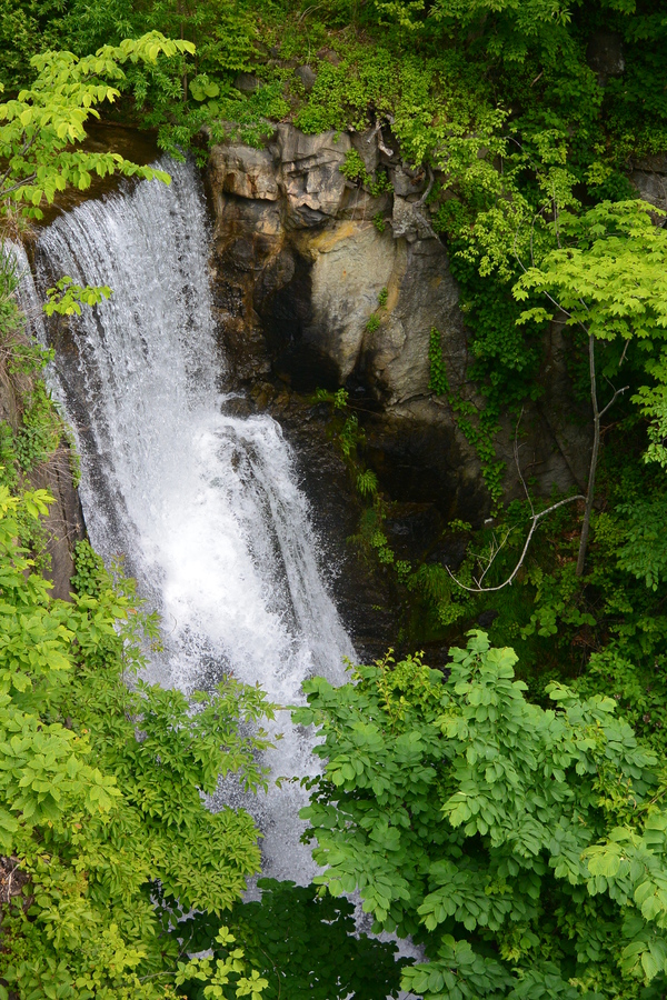 そして、洞爺湖からの出口。壮瞥の滝。